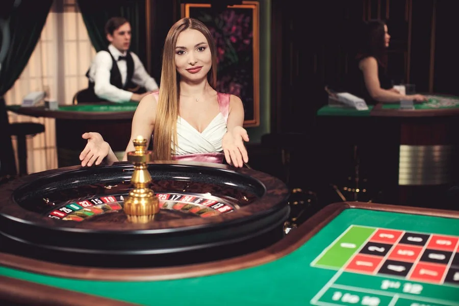Suasana meja dealer untuk sesi kasino live ZK8